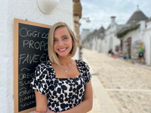 CHV estrena programa de viaje de Emila Daber a Italia