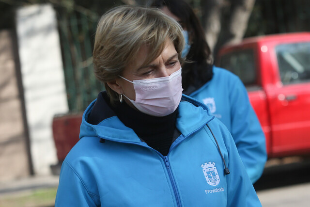 “Quiero agradecerle a quien nos alertó”: Evelyn Matthei se pronunció tras caso de maltrato animal en Providencia