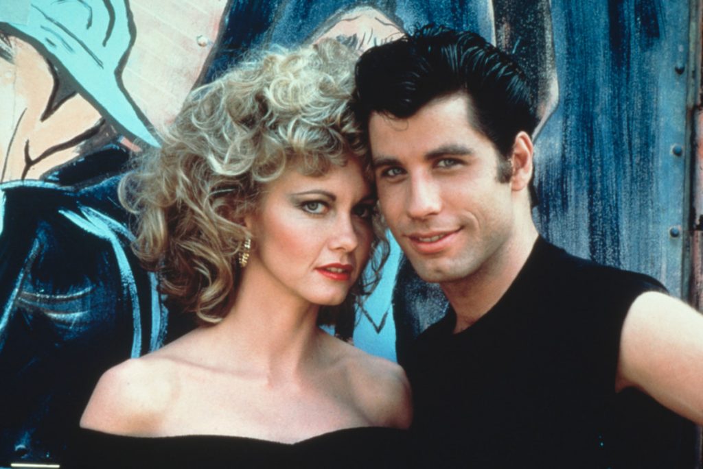 “Apareció el típico periodista desatinado”: Viñuela recuerda incómodo momento que vivió Olivia Newton-John en Chile