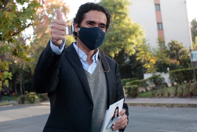 Ignacio Briones no comparte bajar el impuesto a los combustibles: “Creo que debería ir subiendo”