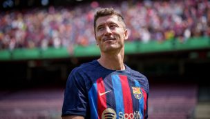 Se acabó la espera: Lewandowski fue presentado en Barcelona ante más de 50 mil personas