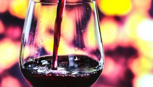 Día Internacional del Pinot Noir: El refrescante tinto de moda en el mundo