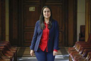 Diputada Muñoz (RN) pide la renuncia del seremi de Salud del Biobío tras asegurar que fue mandatado a impulsar el Apruebo