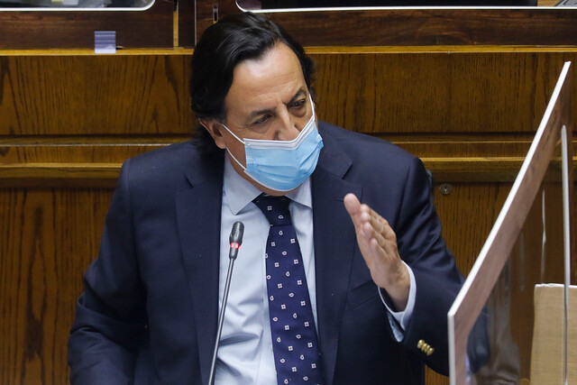 Ex ministro Víctor Pérez criticó la plurinacionalidad: “Está inspirada en un sentimiento antichileno muy significativo”