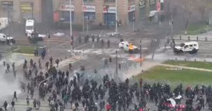 Incidentes se registran frente al Palacio de La Moneda en nueva conmemoración del 11 de septiembre