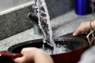 Gobierno confirma que no habrá racionamiento de agua en las regiones Metropolitana, Valparaíso y Coquimbo