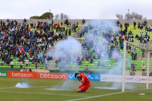 Fallo dividido: Federación decide reprogramar Clásico Universitario tras incidente en Valparaíso