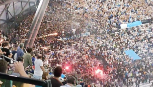 Barristas de Marsella y Frankfurt protagonizaron violentos incidentes en la previa del partido