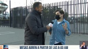 Hombre llegó a las 7 de la mañana a votar por su mascota: debía darle sus medicamentos a su gatito enfermo