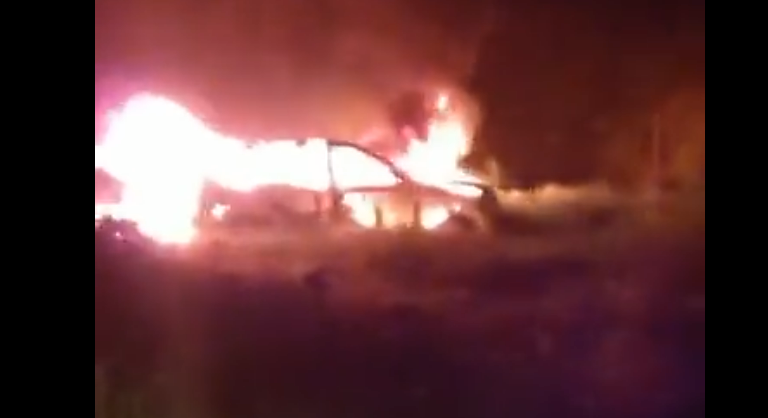 Cuatro camiones fueron asaltado en la Ruta 78: dos personas baleadas, un auto quemado y un secuestro