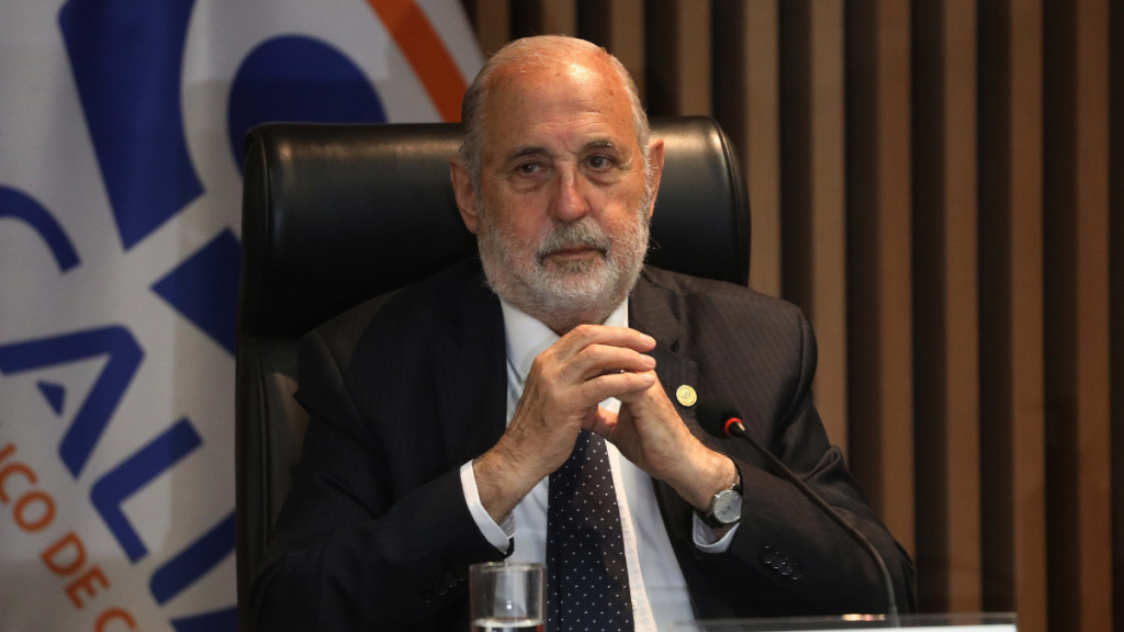 Fiscal Nacional, Jorge Abbott: “Cuando se dice que no ha habido investigación en el financiamiento irregular de la política, eso es absolutamente falso”
