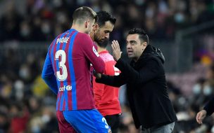 ¿Relación quebrada? Revelan duro cruce entre Xavi y Piqué en Barcelona