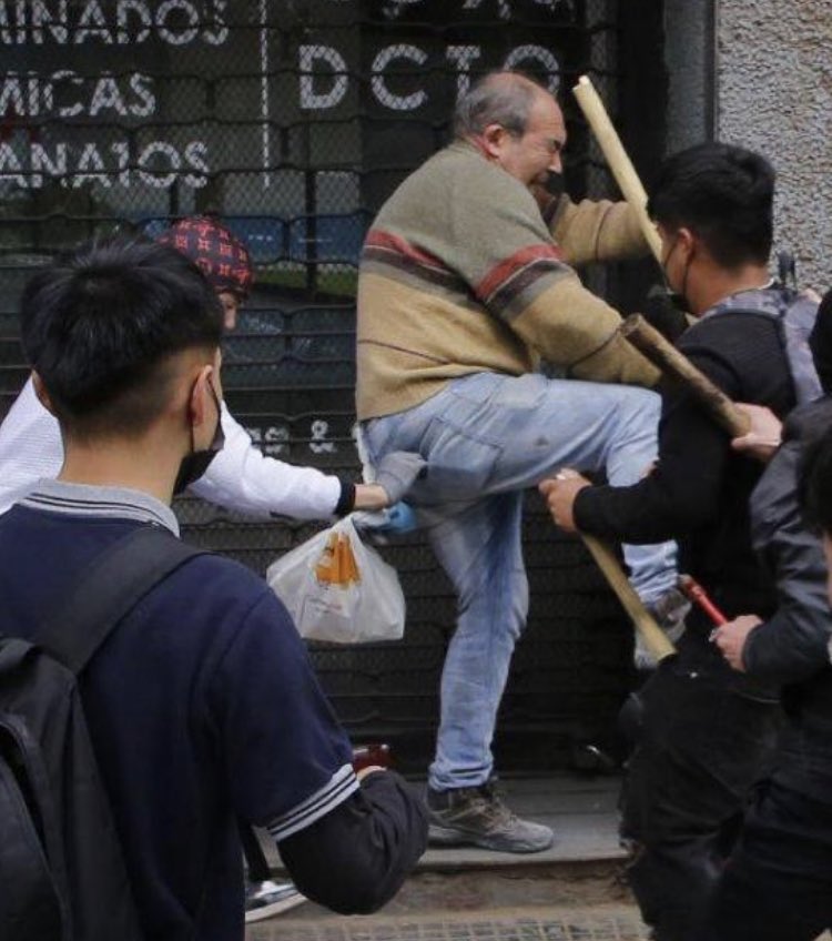 Esposa de hombre agredido en Santiago: “Él no llevaba una chapita del Rechazo”