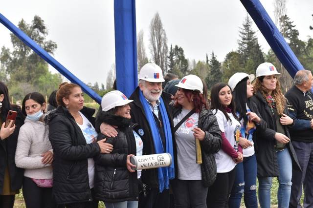 Serán 1.203 viviendas: Ministro Montes puso la primera piedra para el conjunto habitacional “La Platina” de La Pintana