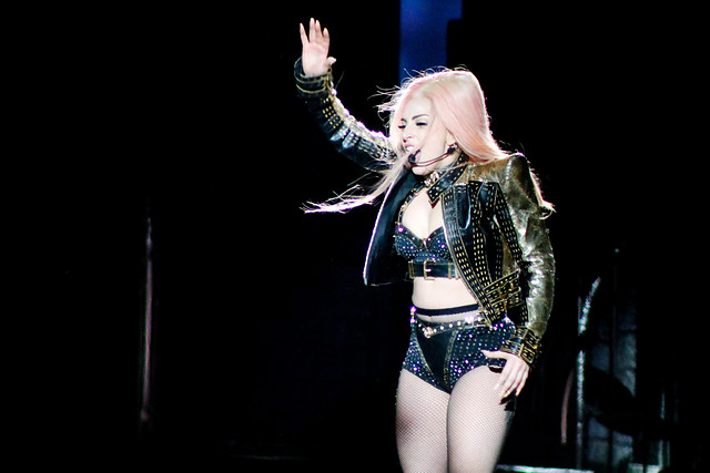 “Hubo un rayo…”: Lady Gaga terminó antes su concierto en Miami a causa de las condiciones climáticas