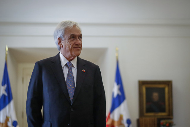 Ex ministro Burgos llamó a Sebastián Piñera a no pronunciarse en vísperas al Plebiscito