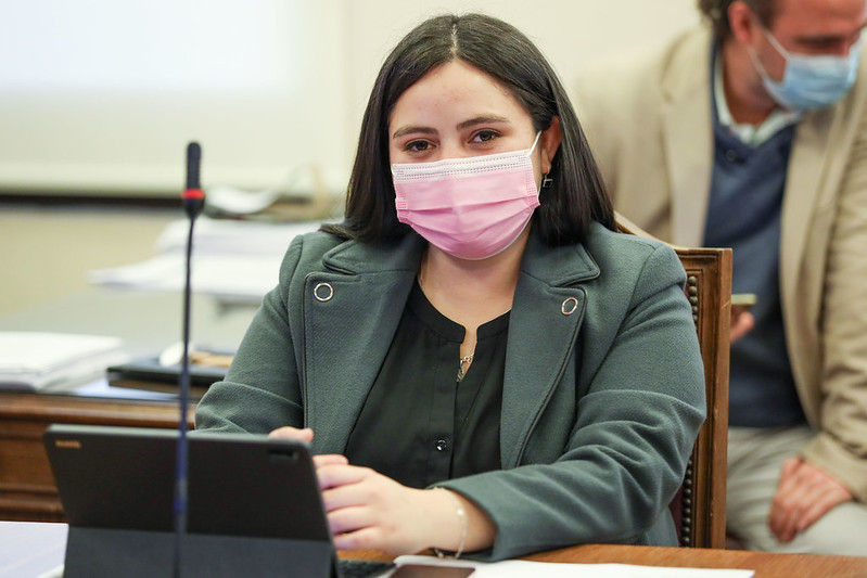 Diputada Sara Concha (RN) pide a Contraloría iniciar sumario al interior del Ministerio de la Mujer por tuiteo sobre aborto