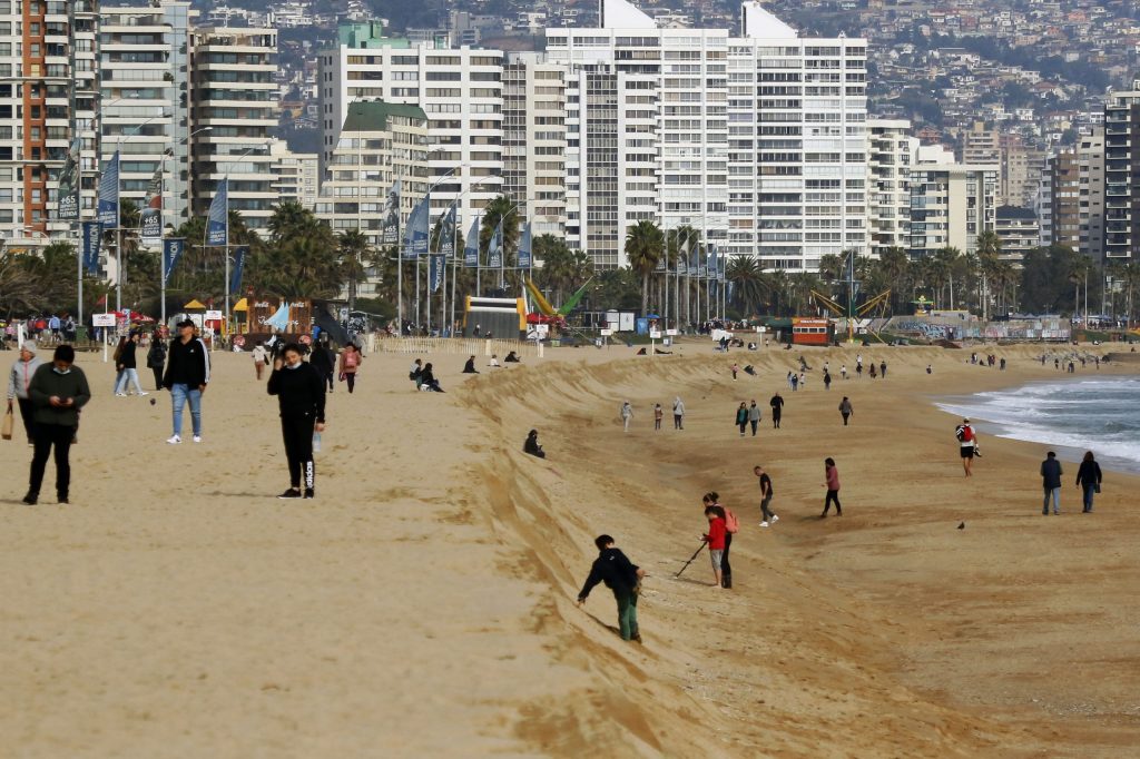Embajada china reconoce que existe central en Viña del Mar pero descarta que sea una “base  policial secreta”