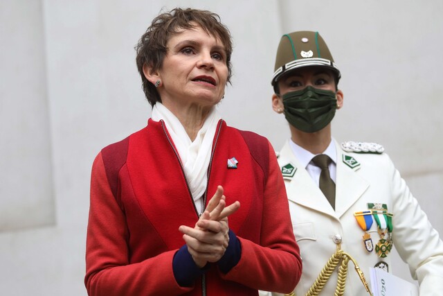 Ministra Tohá descarta amiguismo en arribo de exconvencionales al Gobierno: “En el Ministerio del Interior no repartimos premios”