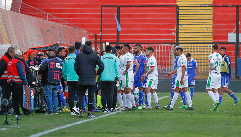 Van con todo: la U envía carta a la ANFP y exige reunión con Milad por el arbitraje
