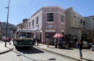 Balacera en Valparaíso deja a ex futbolista y transeúnte heridos