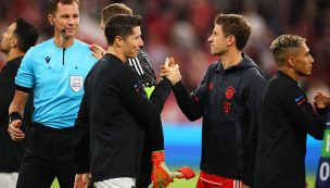 Thomas Müller advierte a Robert Lewandowski en la previa del crucial duelo de Champions