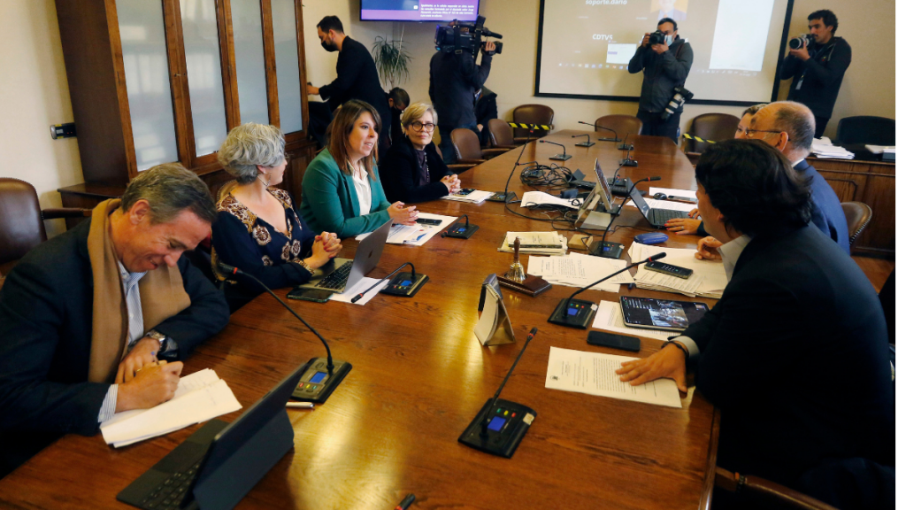 Diputado Alessandri tras exposición con delegada presidencial por eventos masivos: “Hay disposición para que tenga más facultades”