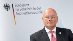 Escándalo en Alemania: Revelan supuestos vínculos del jefe de la agencia de ciberseguridad con los servicios secretos rusos