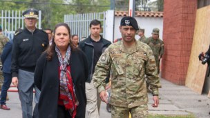 Tras incidentes afuera del INBA: Ministra Fernández anunció la presentación de querella por cuatro militares heridos