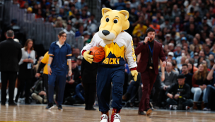 Increíble: mascota de la NBA gana casi el triple que la jugadora mejor pagada de la WNBA