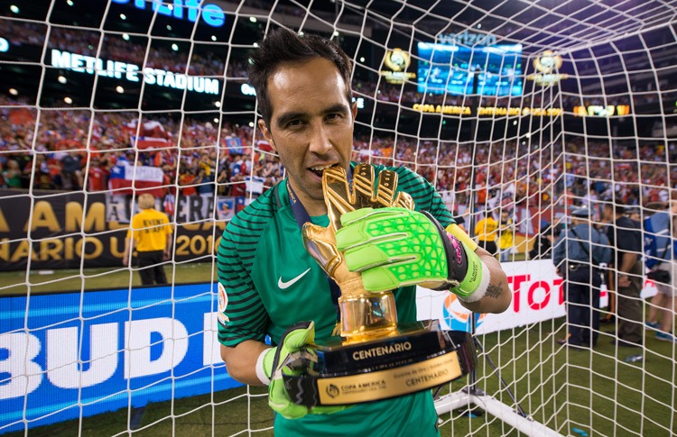 Claudio Bravo: “El penal de Biglia lo había tapado antes de que lo lanzara”