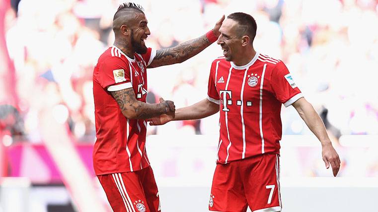 Arturo Vidal sobre Ribéry: “Es un día triste para el fútbol, se retira una leyenda, mi hermano”