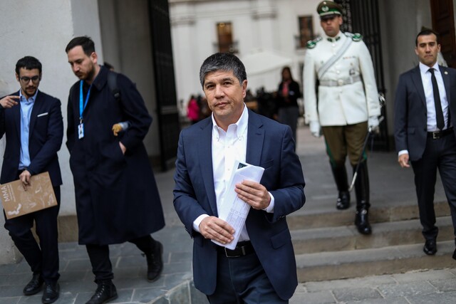 Subsecretario Monsalve: “Hay 177 incendios forestales activos a nivel nacional y 37 en combate”