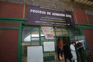 Joven que lanzó bomba de ruido en un colegio de Peñalolén será formalizado