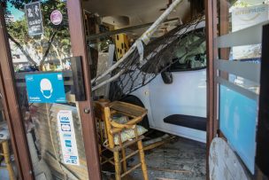 Hombre chocó contra un restaurante en Providencia: Iba bajo los efectos del alcohol