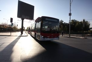 Ministro Muñoz indicó que la tarifa del transporte público subirá entre enero o febrero de 2023