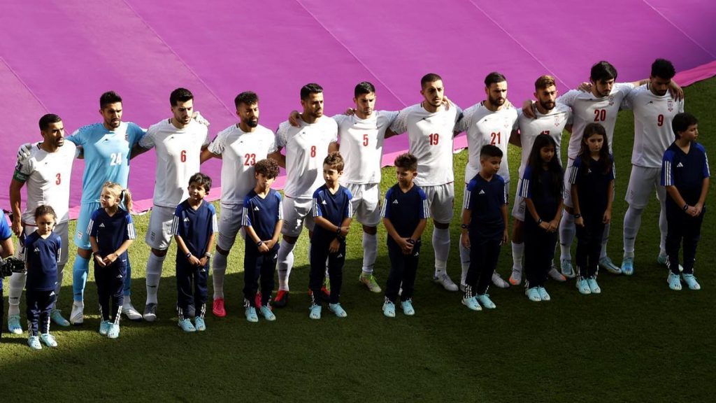 Gobierno iraní amenaza con “cárcel o tortura” a las familias de los seleccionados
