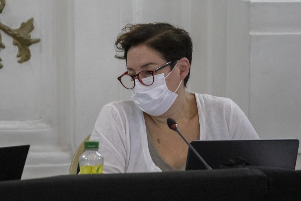 Diputado Alessandri (UDI) reaccionó a designación de Beatriz Sánchez como embajadora en México: “Se salta la fila, le dan un premio de consuelo”