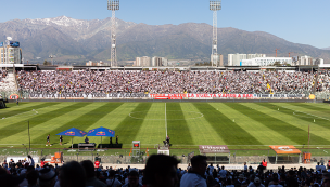 Colo-Colo cambia el césped del Estadio Monumental luego de 33 años