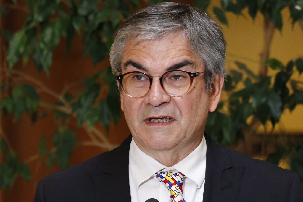 Ministro Marcel explicó 6% de cotización adicional: “Cubre contingencias que individualmente no se pueden subsanar”