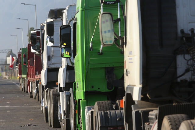 Vocero de camioneros de Paine: “Sergio Pérez no nos representa, no tiene nada que ver con nosotros”