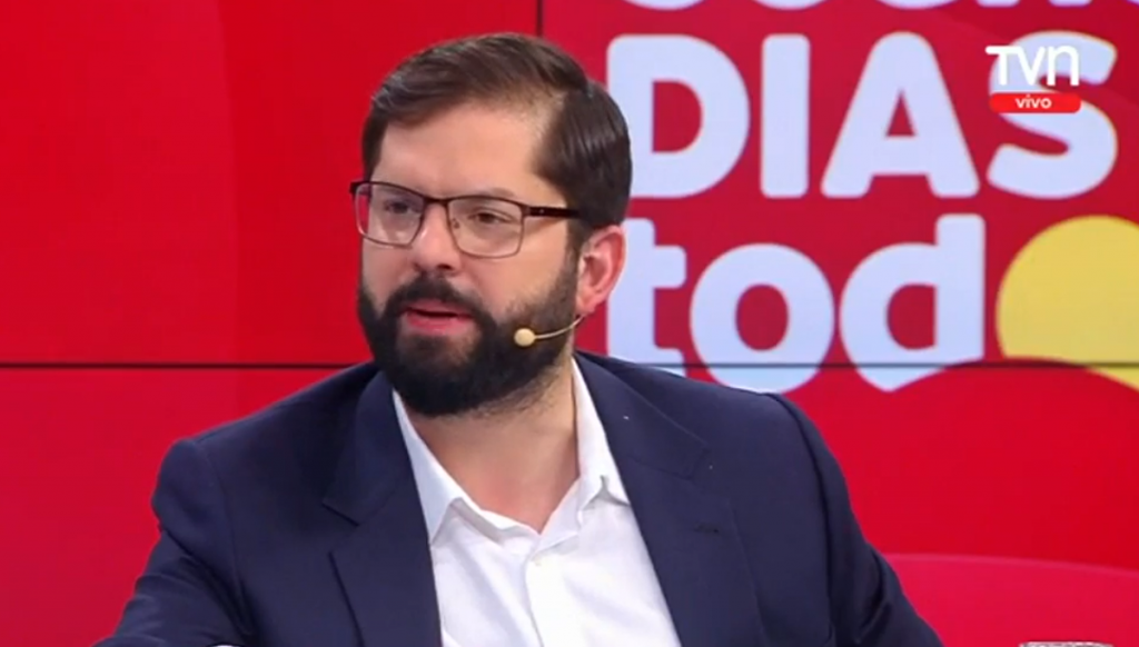 Presidente Boric asegura que no hay nadie en el Gobierno por parentesco o amistad: “El embajador en España no está por ser mi amigo”