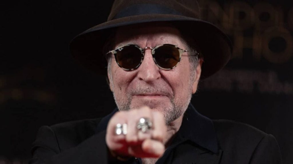 Joaquín Sabina: “Ya no soy tan de izquierdas, tengo ojos y oídos para ver lo que está pasando”