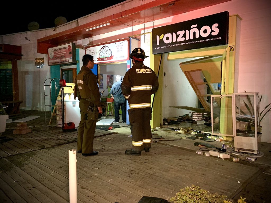 Explosión en local de comida deja a hombre con el 80% de su cuerpo quemado en Concón