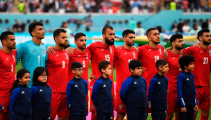 En señal de protesta: jugadores de Irán no cantaron el himno en su debut en el Mundial