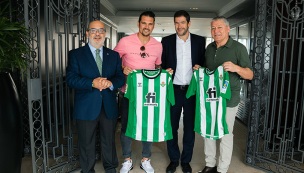 El emotivo reencuentro entre el Betis y Patricio Yáñez