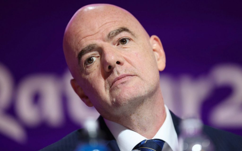 Gianni Infantino pierde apoyo de Dinamarca tras prohibir brazalete inclusivo