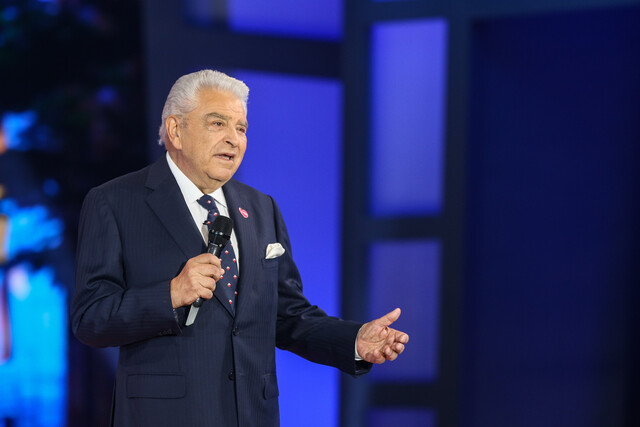 Don Francisco y su “retiro” de la Teletón: “Es necesario que una nueva generación nos lleve por los próximos 44 años”