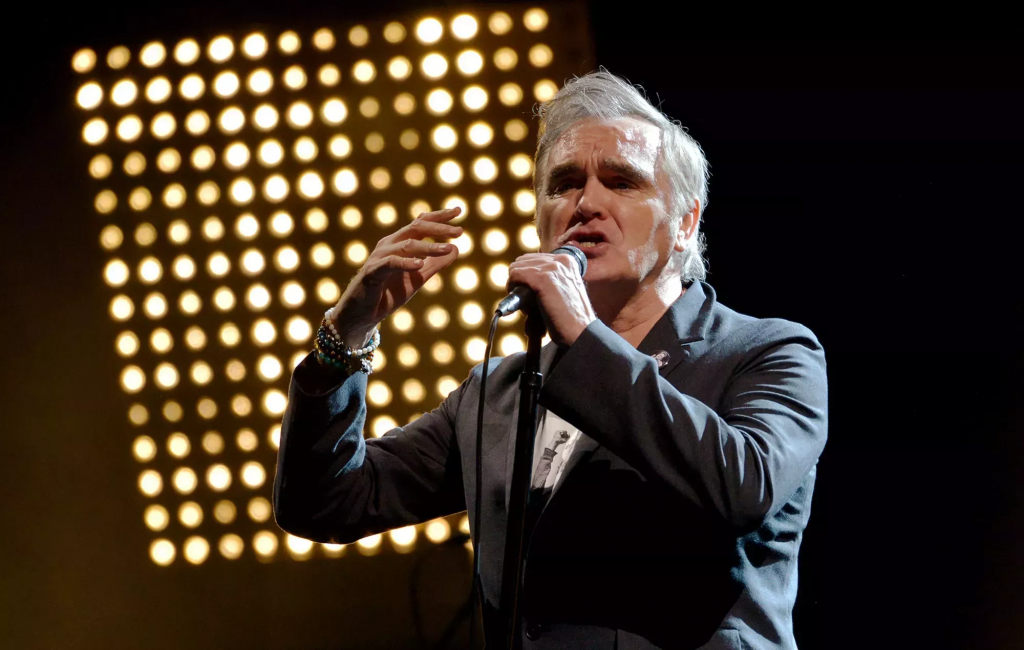 Morrissey abandona concierto tras solo 30 minutos: Se fue sin dar explicaciones