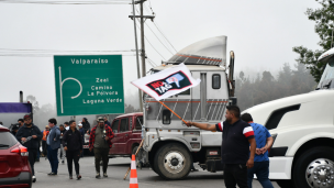 Asoex alerta de crítica situación para el embarque de la fruta en Valparaíso ante paro de camioneros